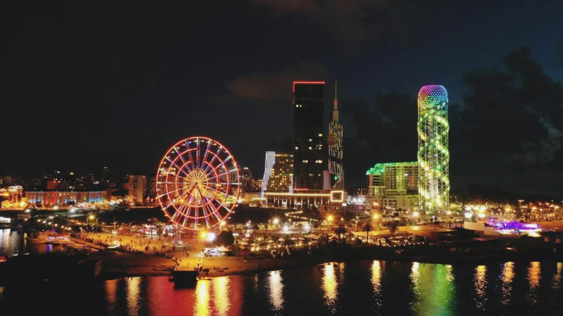 Orbi City - Sea Side Apartments Batumi